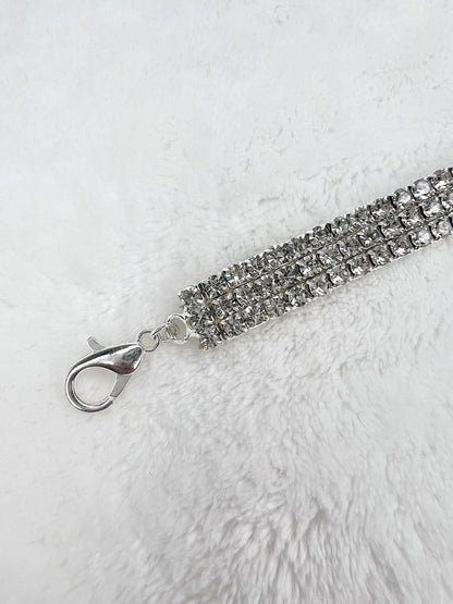 Colar Strass Coração Prateado